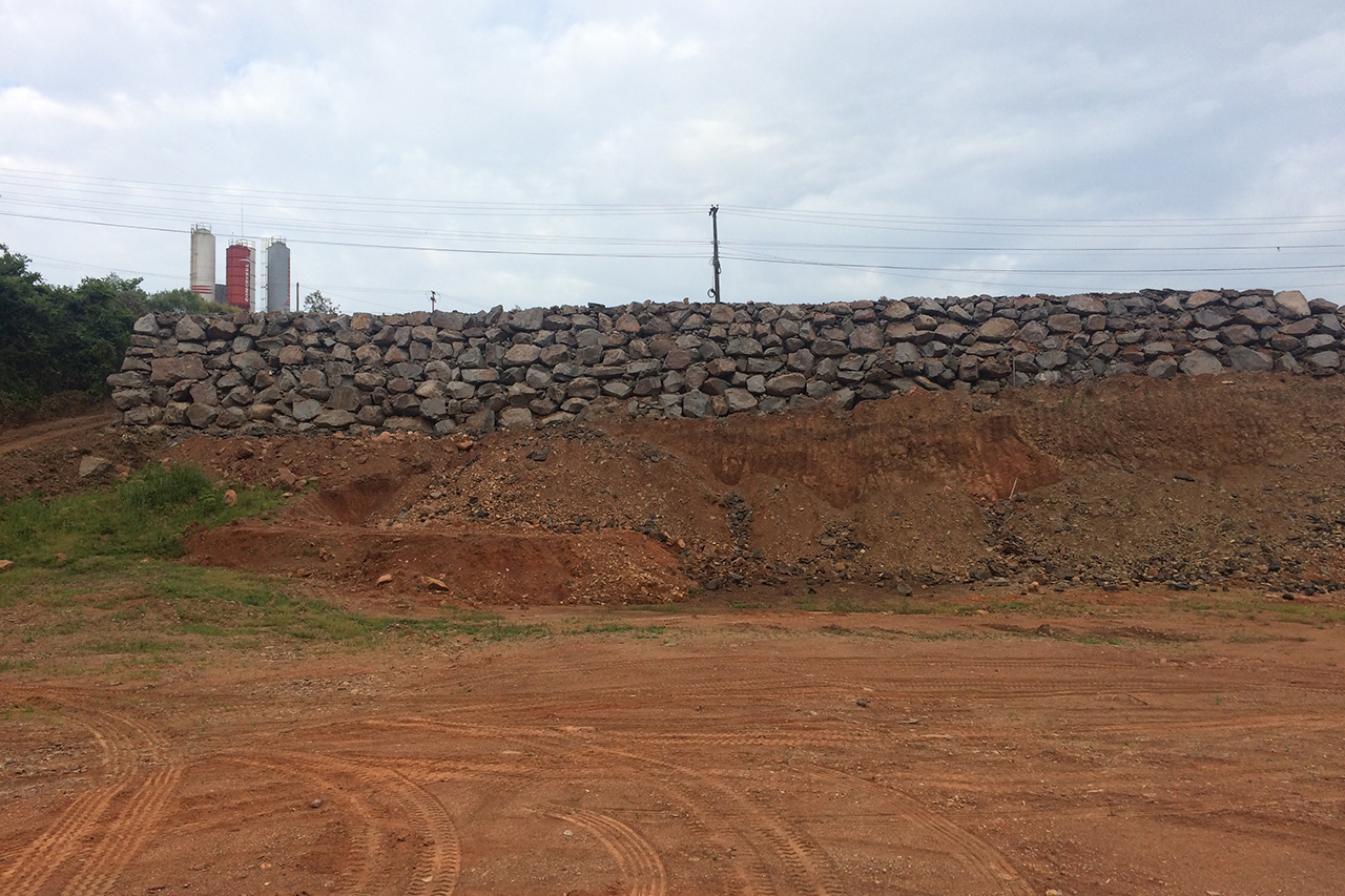 Meio Terraplenagem - Escavações em Geral - Bento Gonçalves